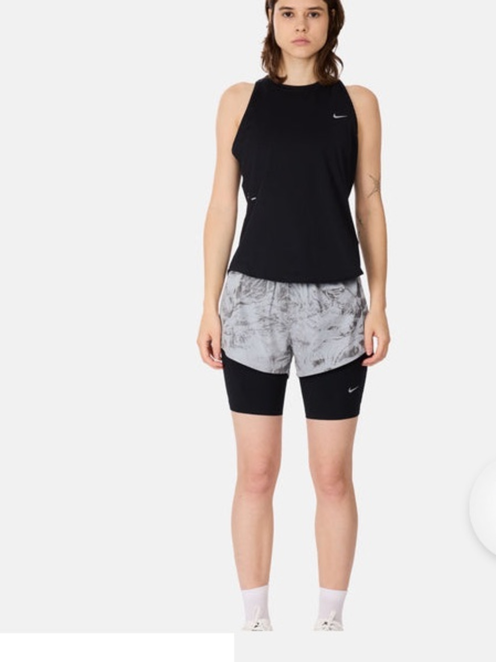 Nike Swift Women's Mid-Rise 2-in-1 Reflective Running Shorts sz S